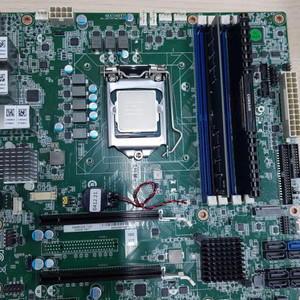 제온xeon w1290e cpu와 산업용 매인보드