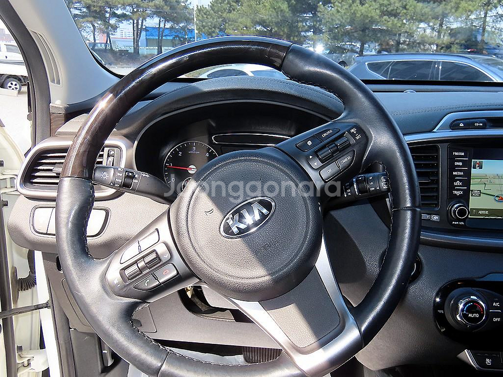 @16년식 올 뉴쏘렌토 R2.2 2WD 노블레스 전국--7