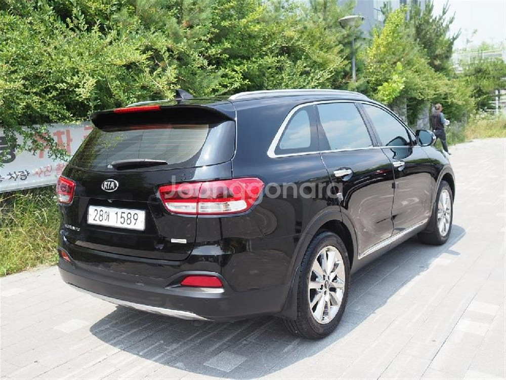 @15년식 올 뉴쏘렌토 R2.2 2WD 노블레스 스페--2