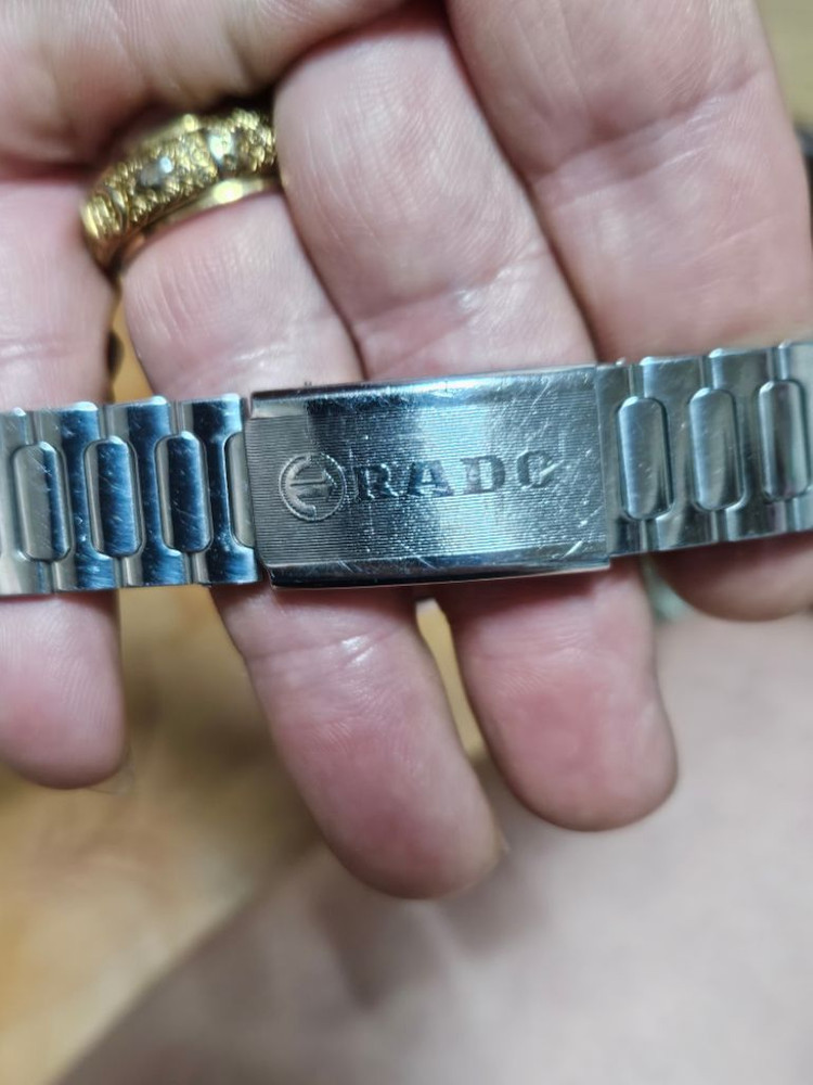 라도 오토메틱 시계 이미지