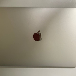 MacBook air m1 8G 256G