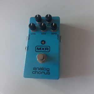 mxr analog chorus 아나로그 코러스