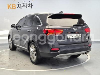 @18년식 더 뉴쏘렌토 디젤 R2.2 2WD 노블레스--1