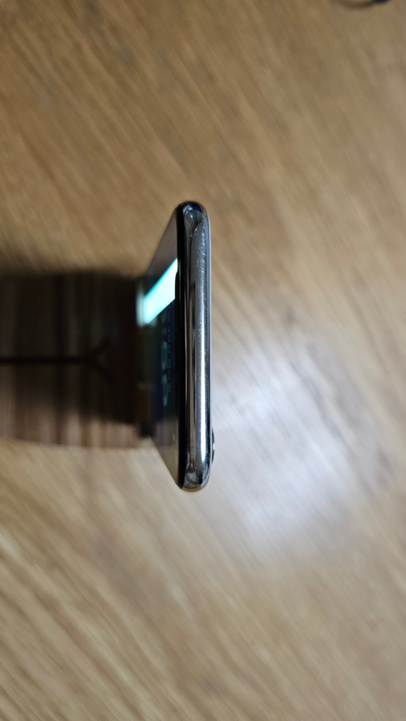 아이폰X 64GB 내부액정 파손, 배터리 74%(부품용--5