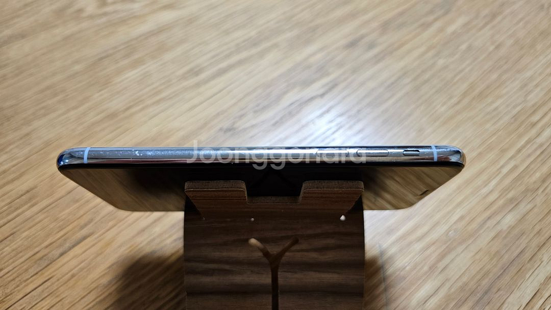 아이폰X 64GB 내부액정 파손, 배터리 74%(부품용--8