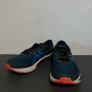 285 asics 아식스 GT-2000 러닝화 운동화