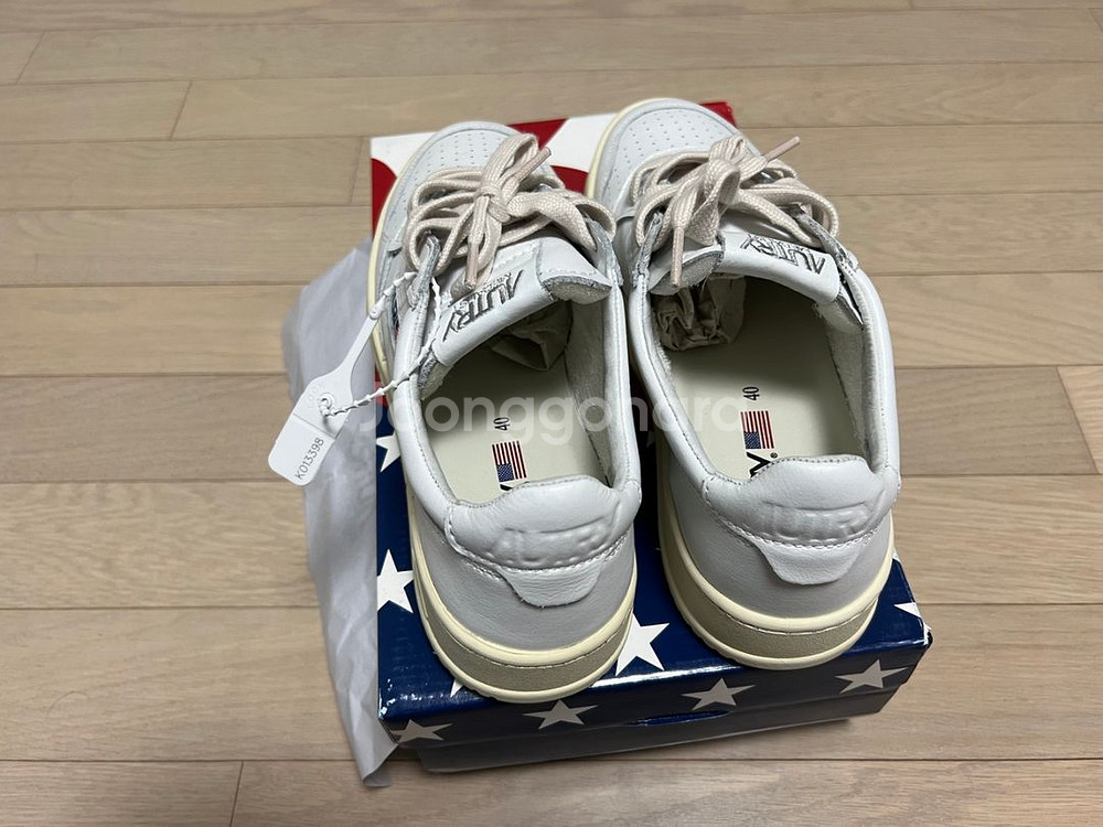 오트리 메달리스트 새상품 판매합니다.(size 40)--2
