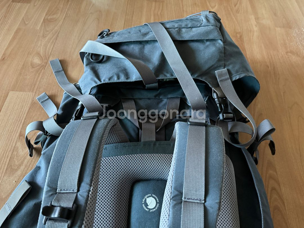 피엘라벤 카즈카 65L 실착용 5일 판매--2