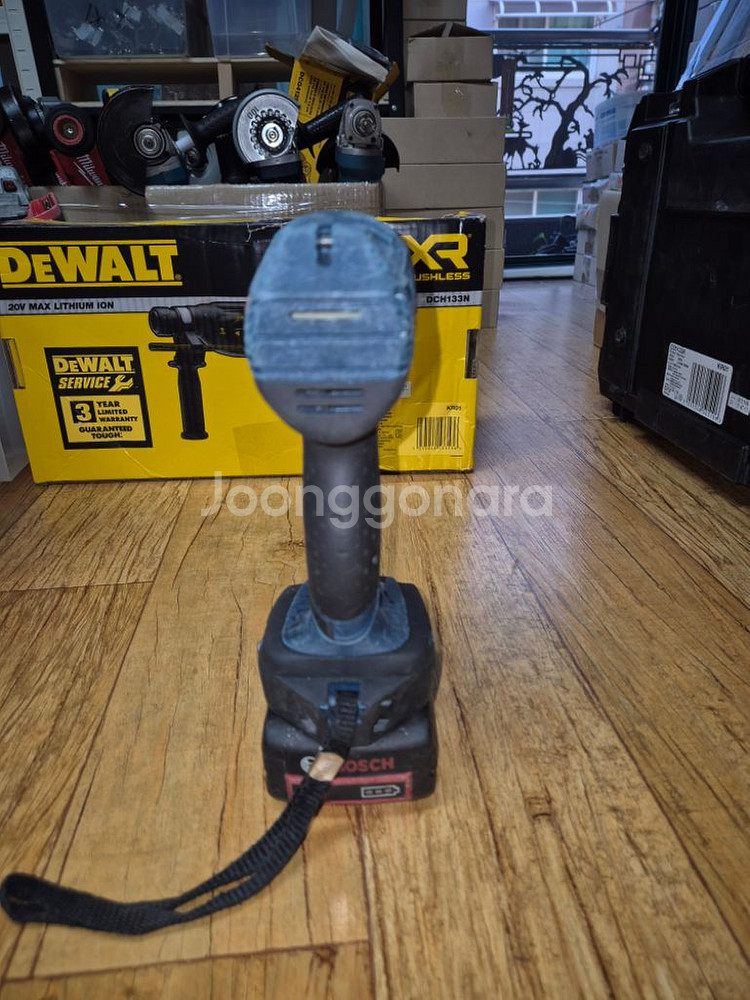 보쉬충전임팩렌치GDS18V200C 3단속도조절 배터리포--3
