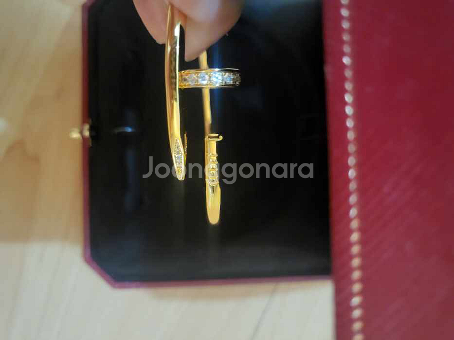 까르띠에 저스트 앵끌루 못팔찌 다이아--2