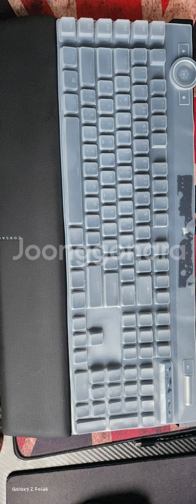 커세어 k100 키보드 팝니다--1