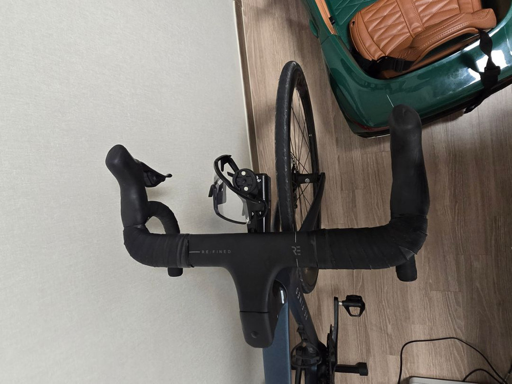 리파인드6 울테그라 di2 M 사이즈 판매합니다--7