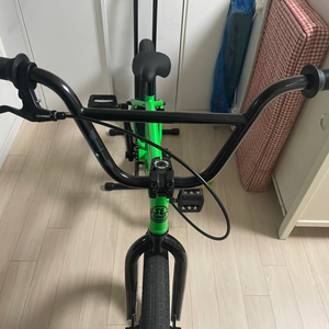 bmx 로 에어팟 맥스 구함