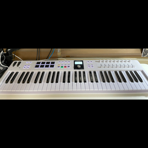 Arturia Keylab essential 61