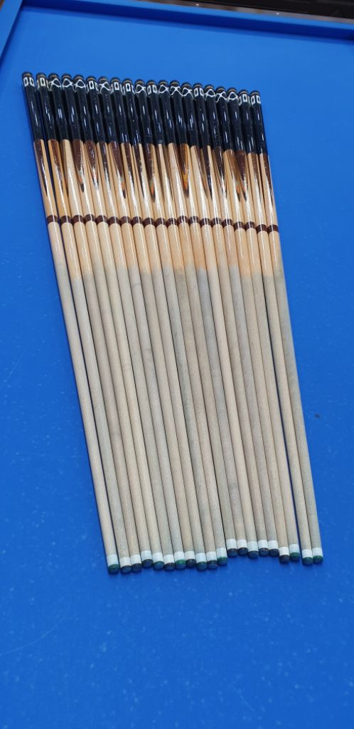 당구큐 한밭큐 판매합니다--1