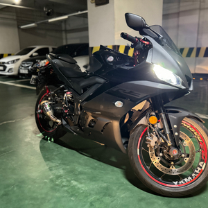 YZF R3 20년식 낮은 키로수 팝니다