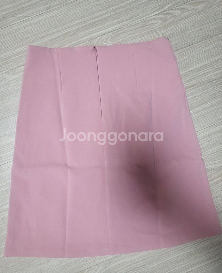치마(100% 새것)--1