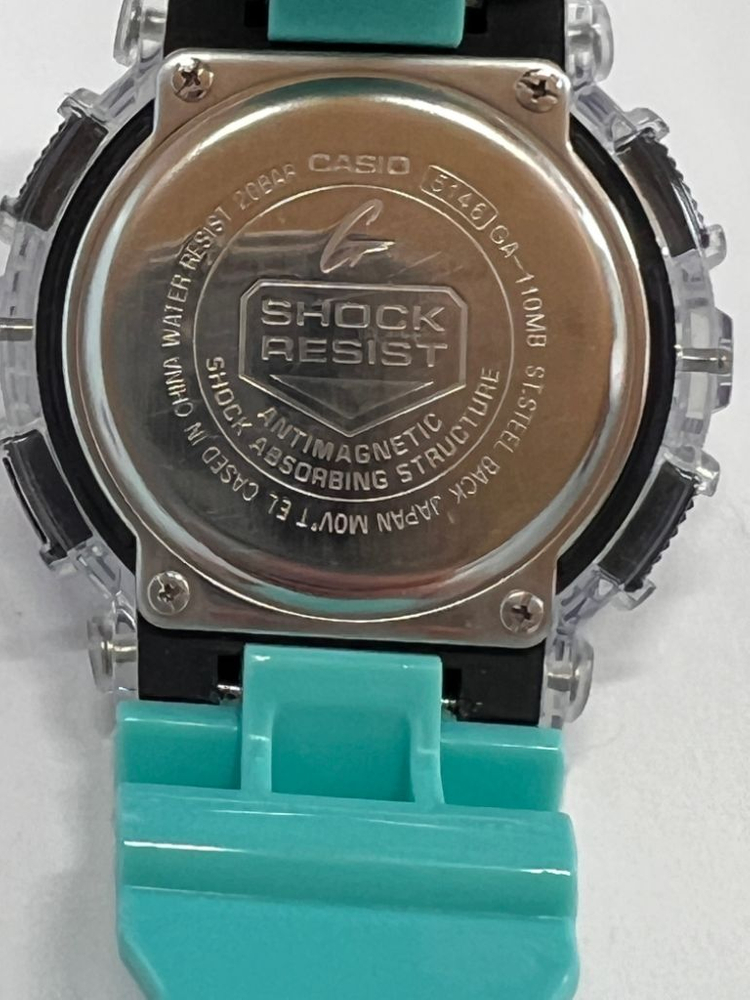 지샥 빅페이스 ga-110 판매합니다.--5