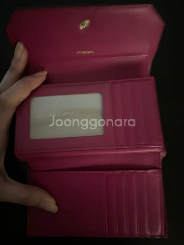 빈폴 중지갑 핫핑크 택포--1