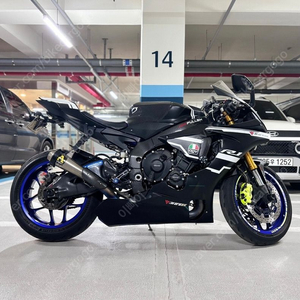 R1