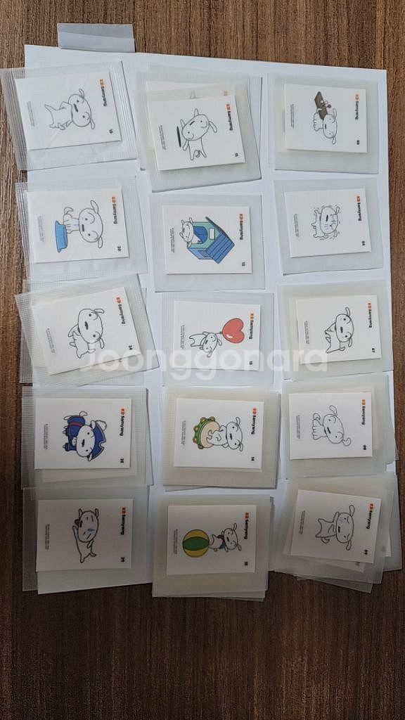삼양짱구 흰둥이띠부씰 판매합니다.--1