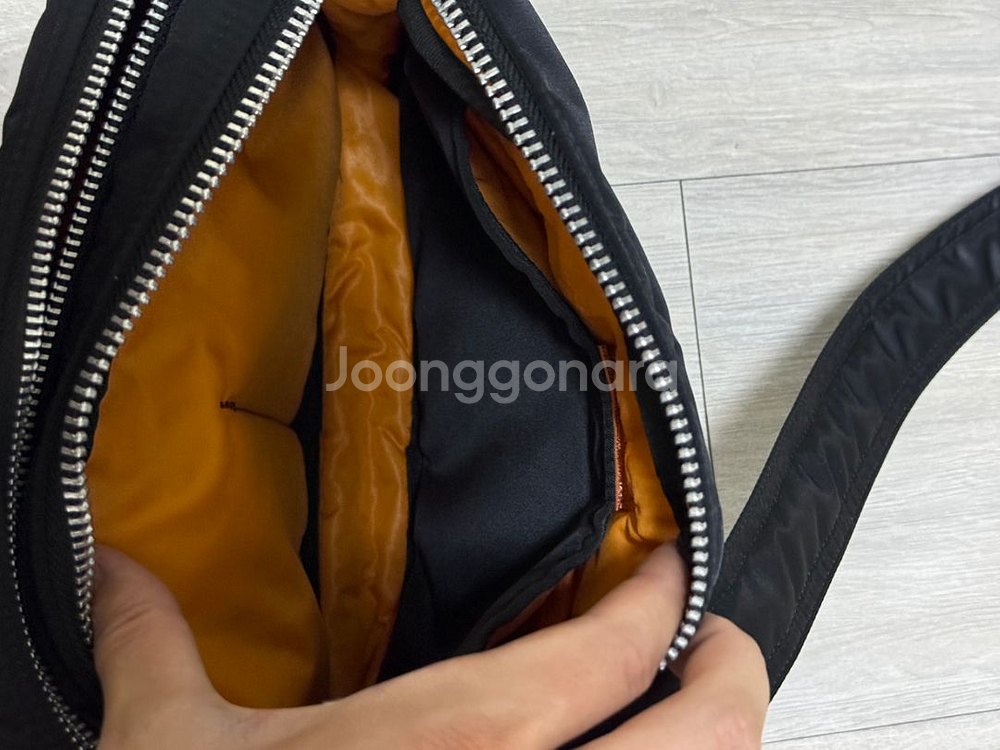 요시다포터 탱커 숄더백 S 블랙--3