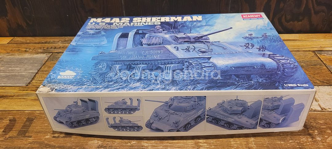 아카데미프라모델 1/35 M4A2 SHERMAN 팝니다--1