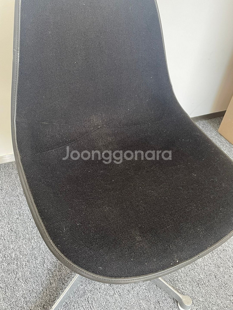 허먼밀러 임스체어 파이버글래스 사이드체어 빈티지의자--5