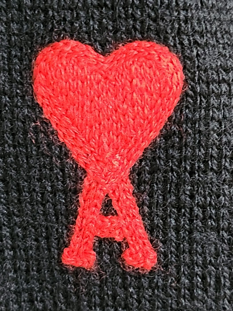 XXL 아미 블랙 스몰 하트자수 울 니트 이미지