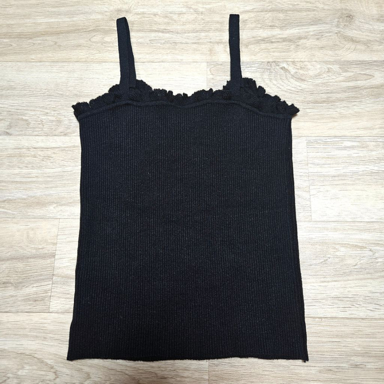 (새상품) 커먼유니크 크롭 프릴 골지 나시티 슬리브리스 이미지