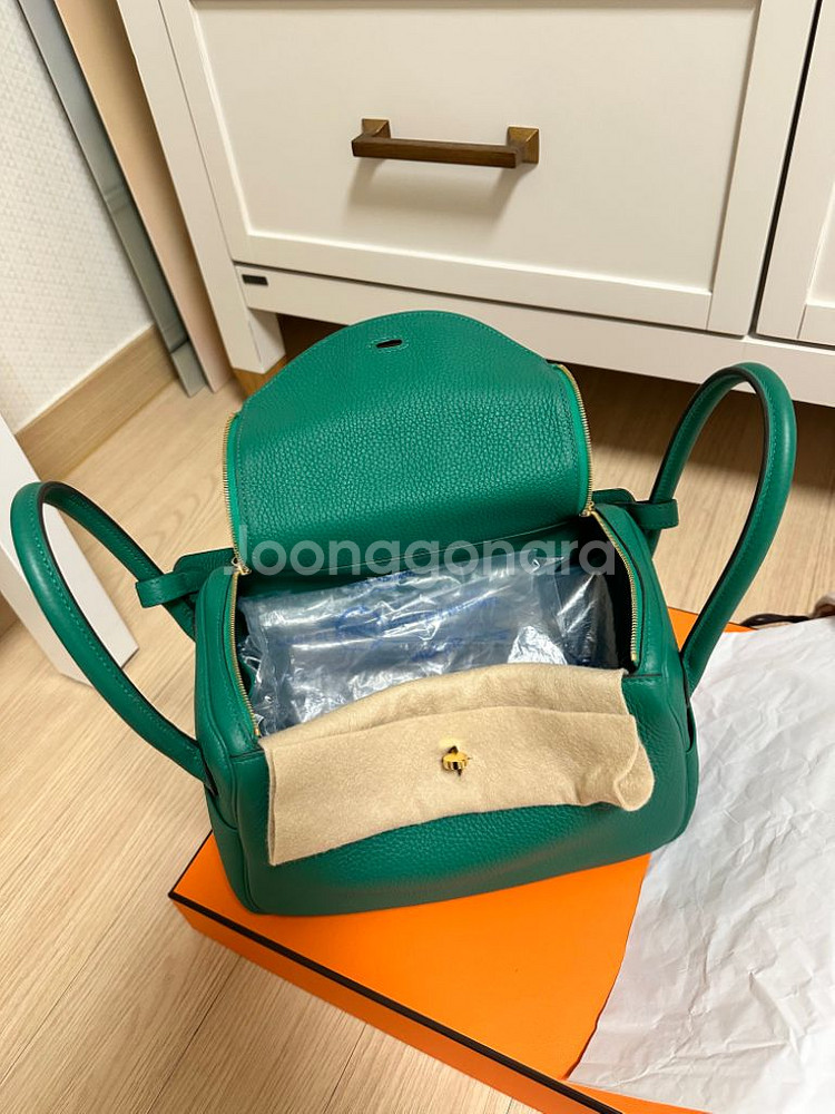 에르메스 린디26 베르 베흐티고 금장 새상품--3