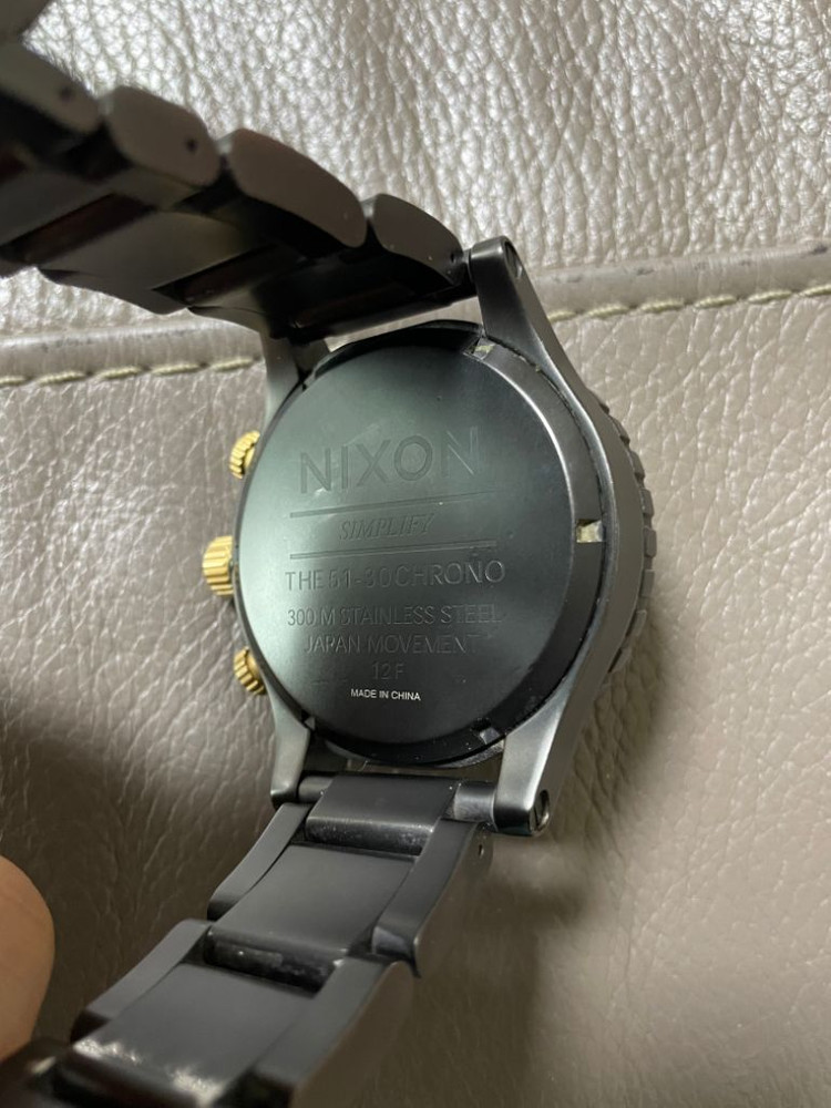 닉슨 51-30 크로노 시계 팝니다 이미지