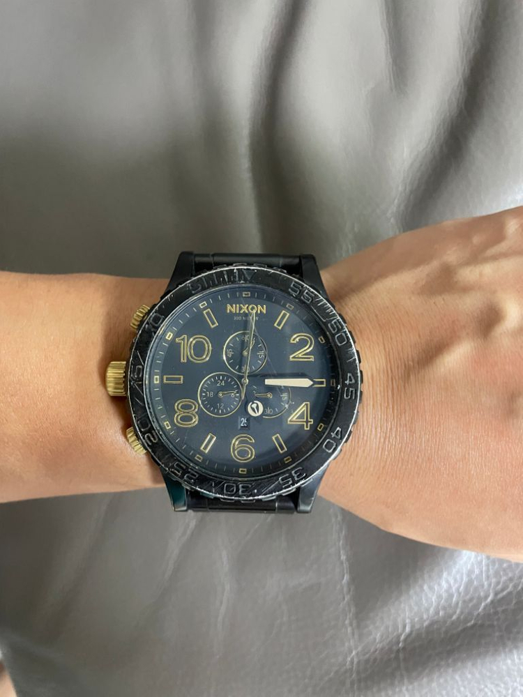 닉슨 51-30 크로노 시계 팝니다 이미지