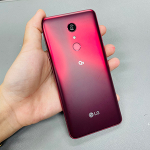 LG Q9 레드 64GB SK 무잔상 AA급공기계초특가