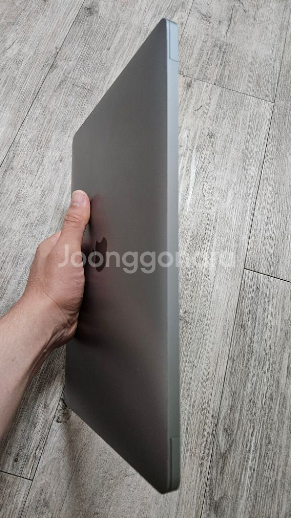 맥북프로 M1 터치바 256G 16G 스페이스그레이--1