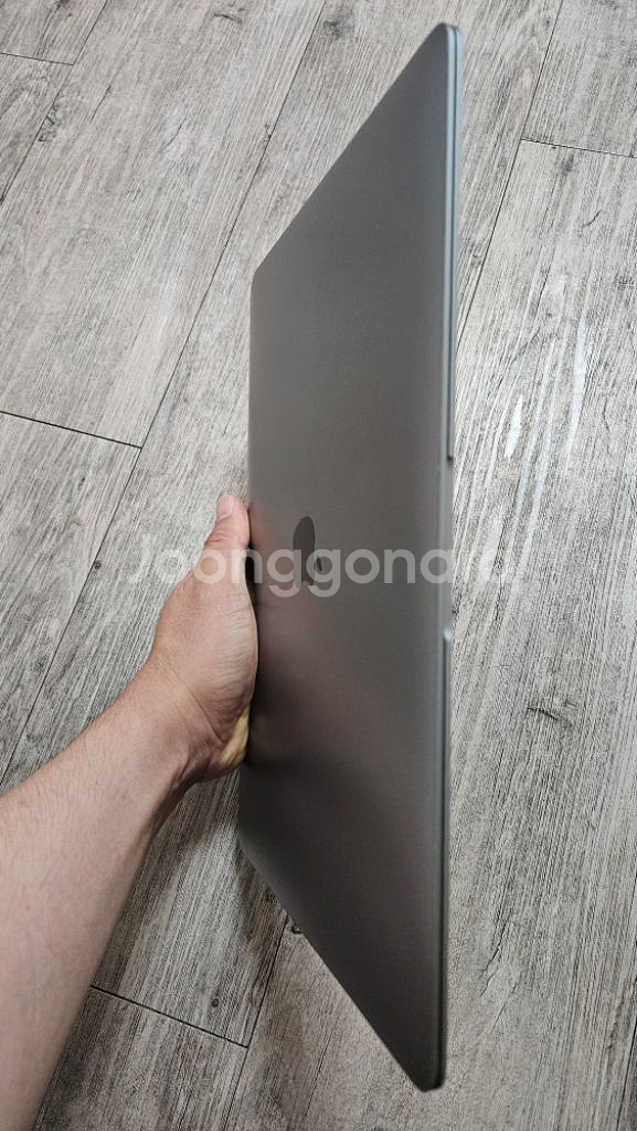 맥북프로 M1 터치바 256G 16G 스페이스그레이--4