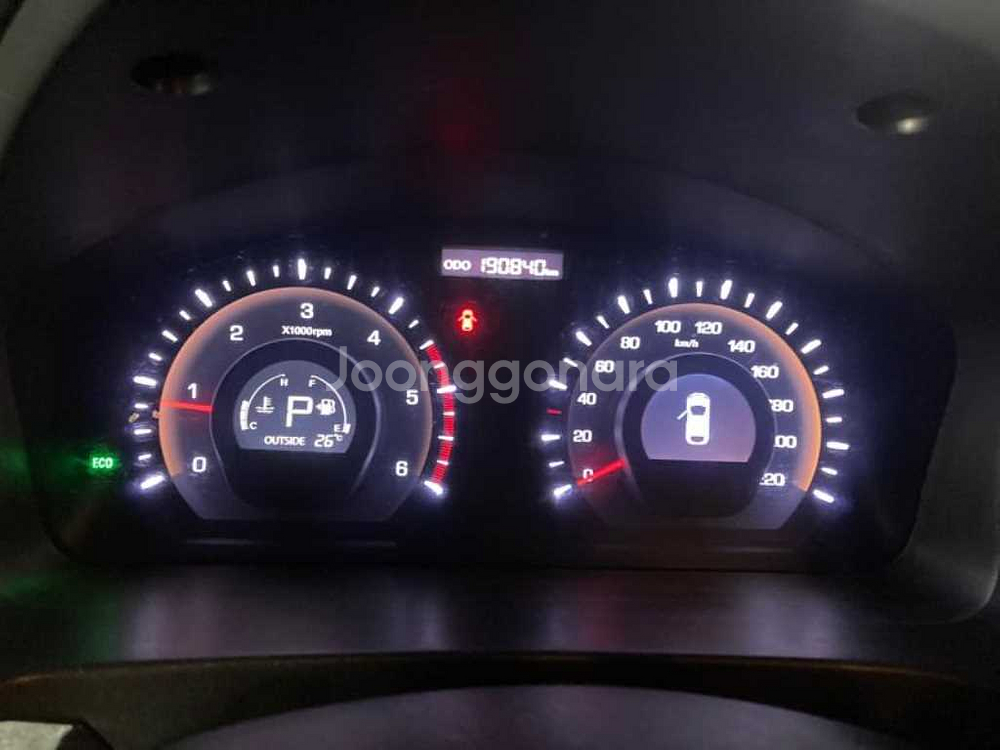 @13년식 뉴 코란도C 2.0 2WD CVX 최고급형--6