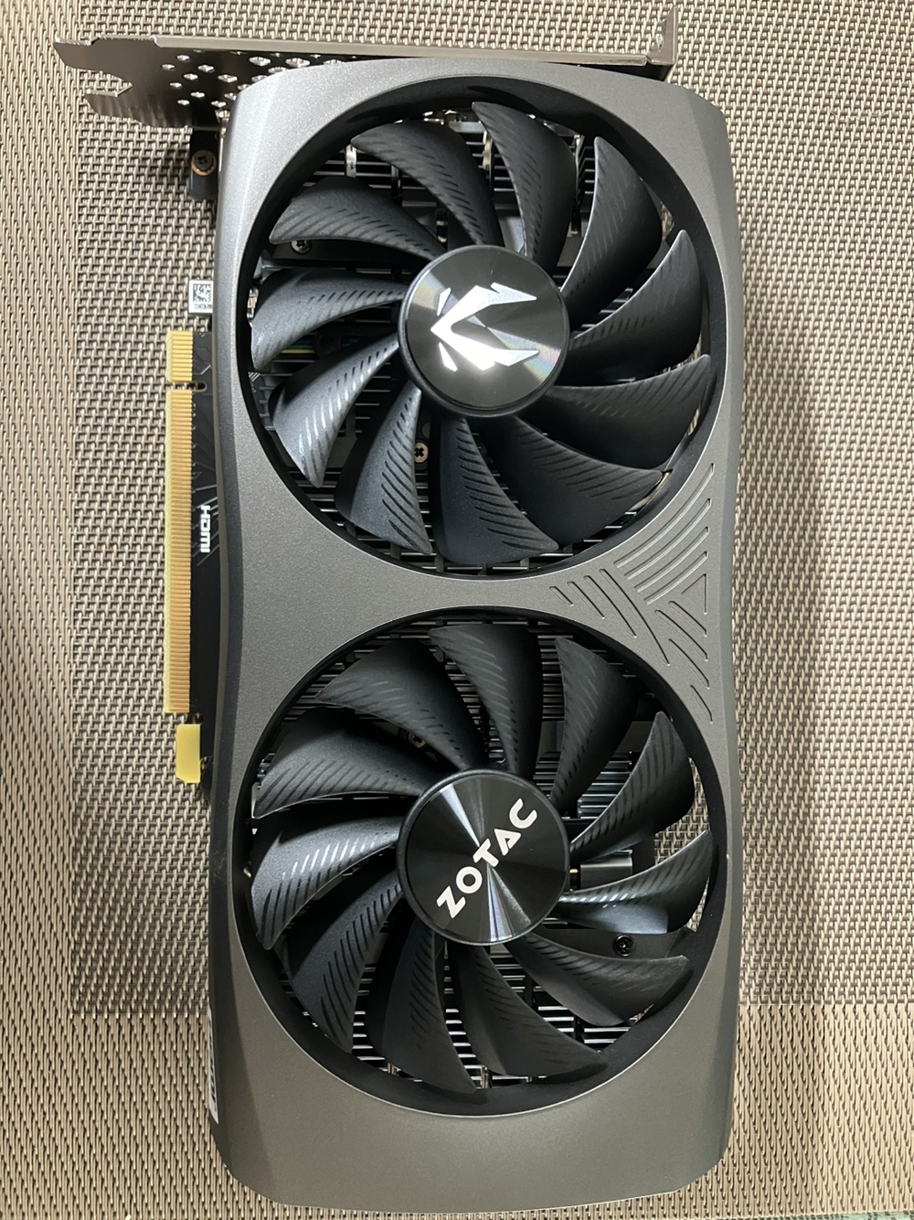 조텍 RTX4060 TWIN Edge OC D6 팝니다