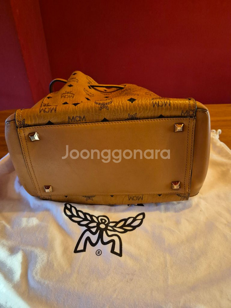 MCM 정품가방 ㅡ거의새거--4