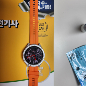 갤럭시워치6 클래식 47mm LTE모델 팝니다