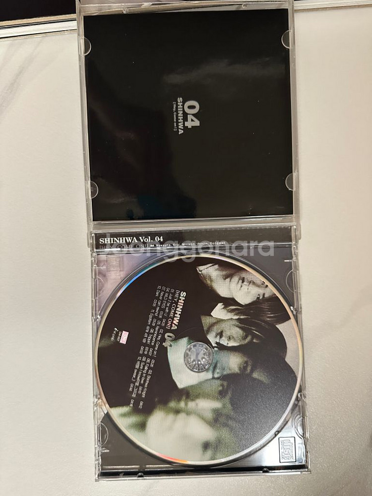 신화 4집 앨범 CD--1