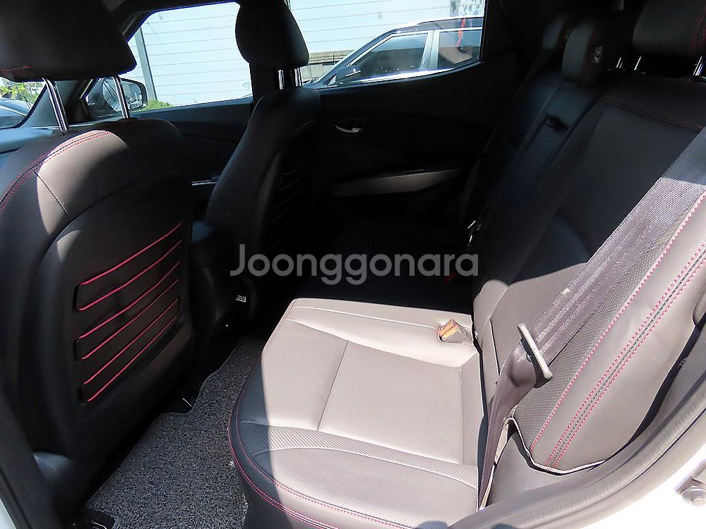 @20년식 베리 뉴 티볼리 1.5 가솔린 2WD 리미--5
