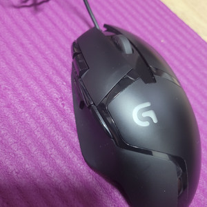 로지텍 g402