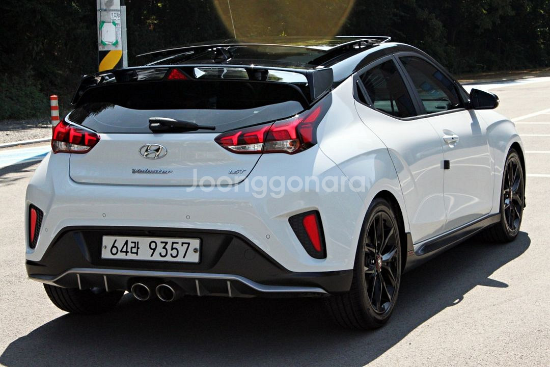 벨로스터 (JS) 풀옵션 완전무사고 실내외관 상태최상--1