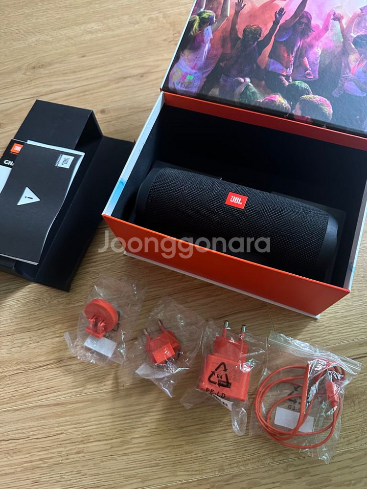 JBL CHARGE3 블루투스 스피커 팝니다.--3