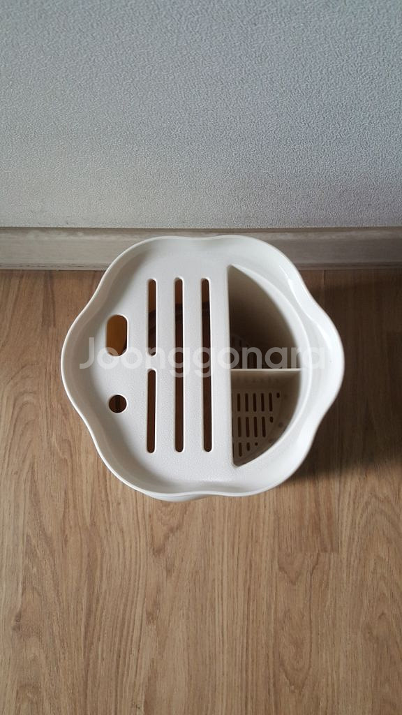 360도 회전식 칼 수저 수납함--1