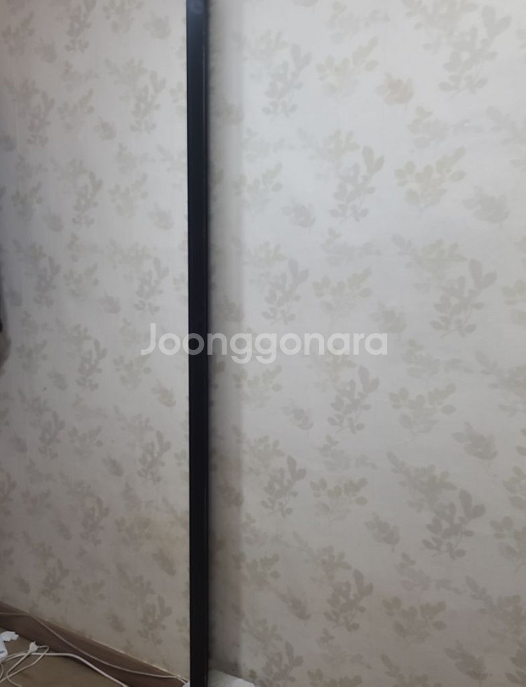 중고 칸막이용 엠보싱 불투명유리 샤시 직건래만가능--2