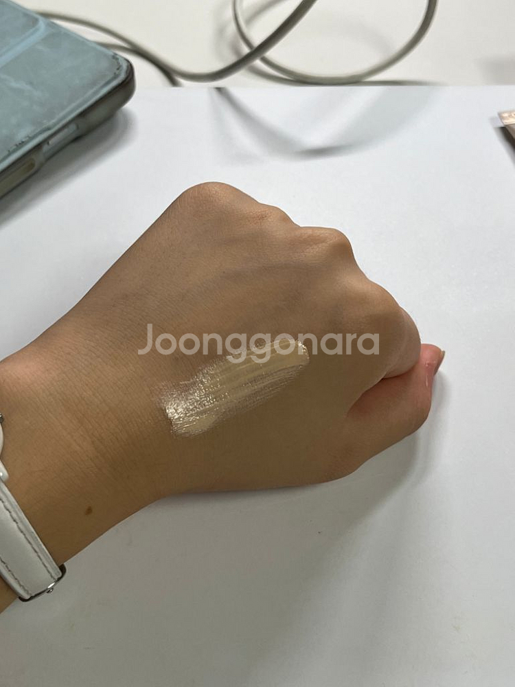 아누아 매트 벗 글로우 커버베이지(1번 사용)--4