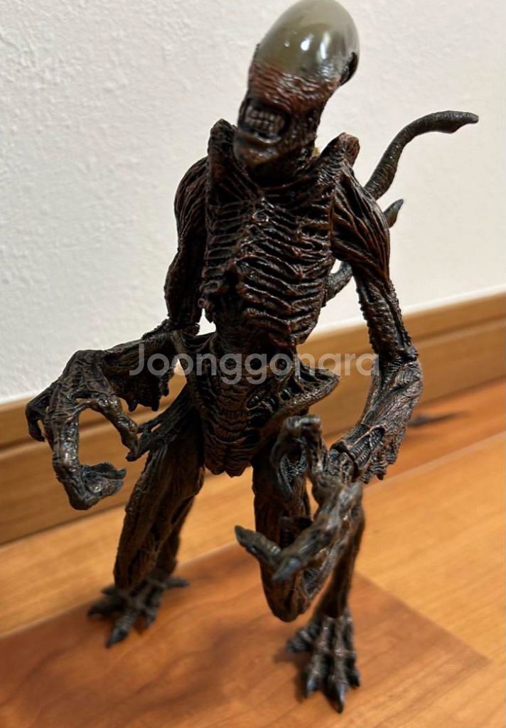 맥팔레인 워리어 도그 에일리언 팝니다--1
