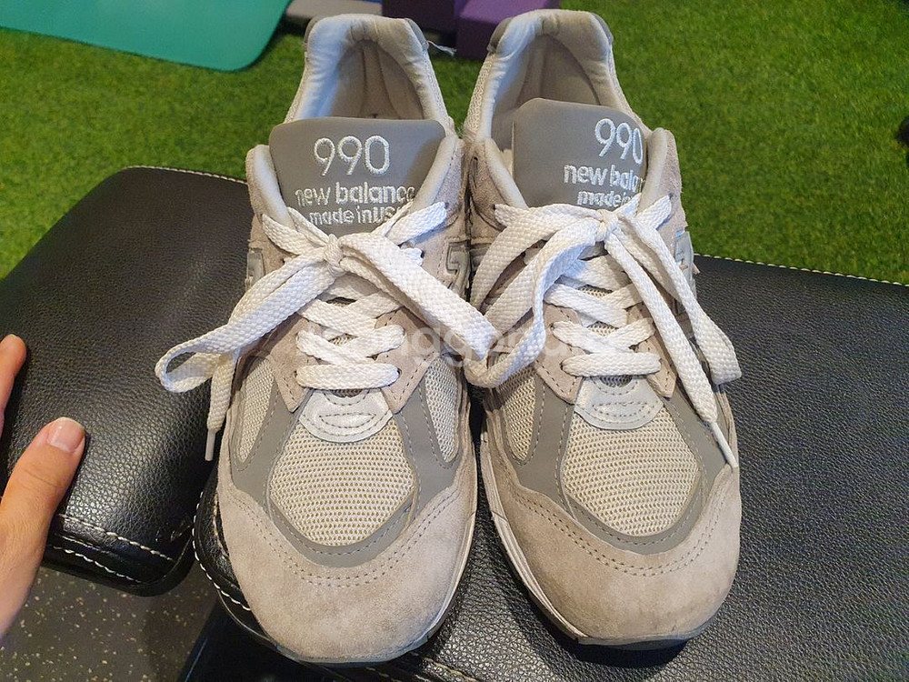 뉴발란스 990 V2 260사이즈--2